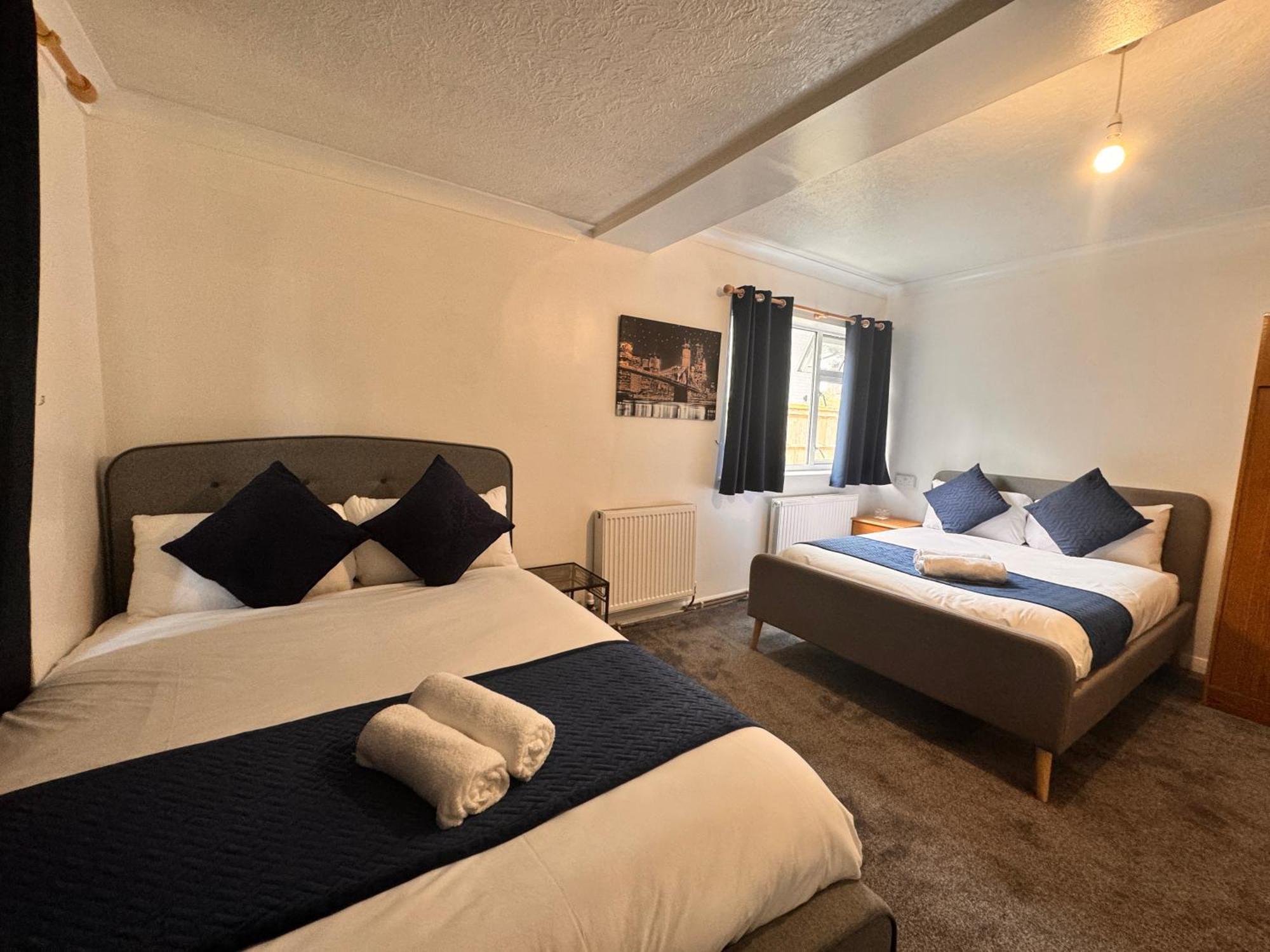 High Trees Guest House Gatwick 홀리 외부 사진